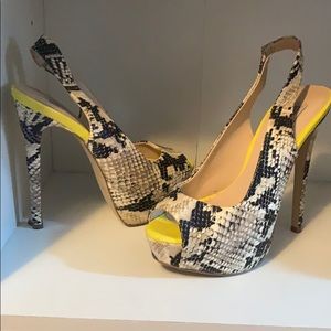 Steve Madden Slingback Pumps